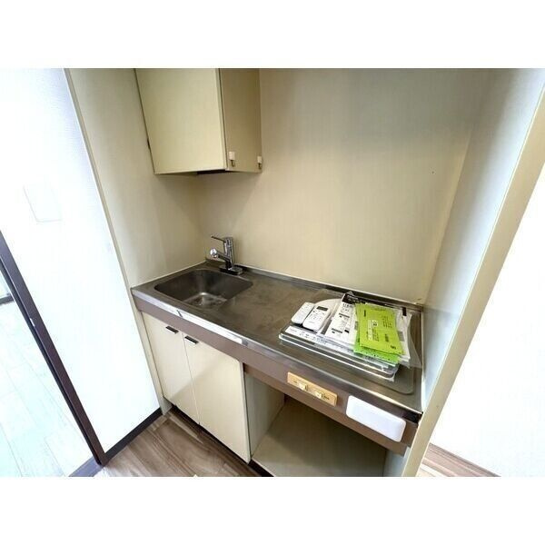 メゾン呼続のキッチン