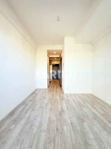 エスリード難波AGREAの居間・リビング