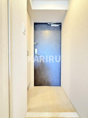 エスリード難波AGREAの駐車場