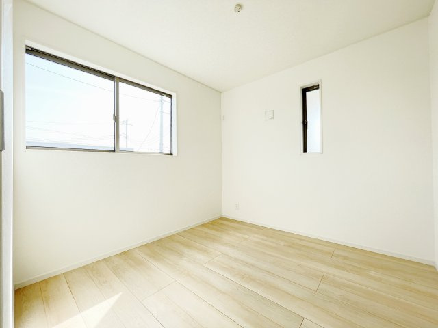 新築戸建・建売　佐野市高萩町第6　Cradle Garden　全4棟の洋室