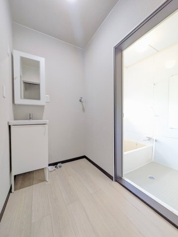 南ヶ丘戸建の洗面所