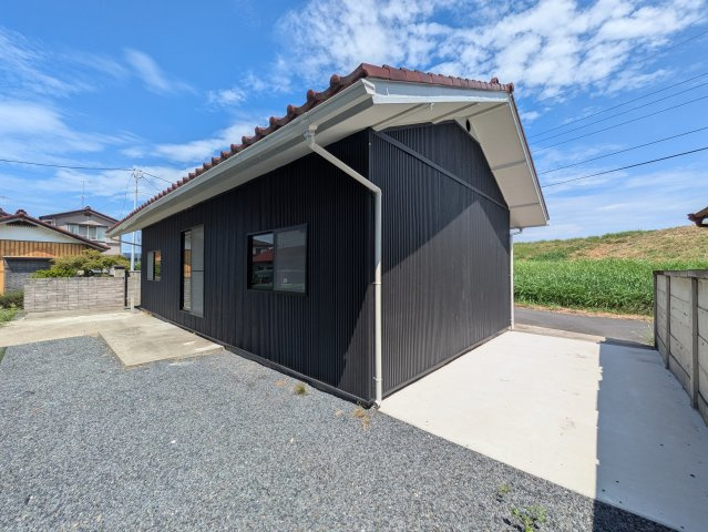 南ヶ丘戸建の駐車場