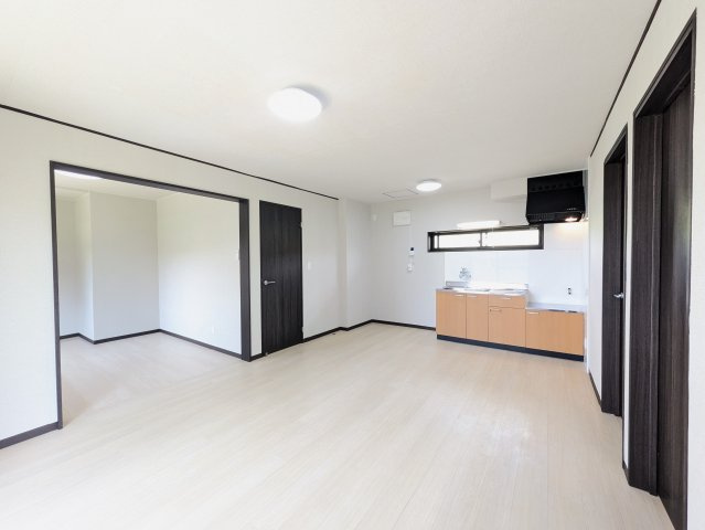 南ヶ丘戸建の居間・リビング