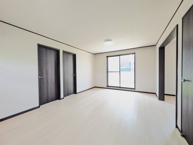 南ヶ丘戸建の洋室