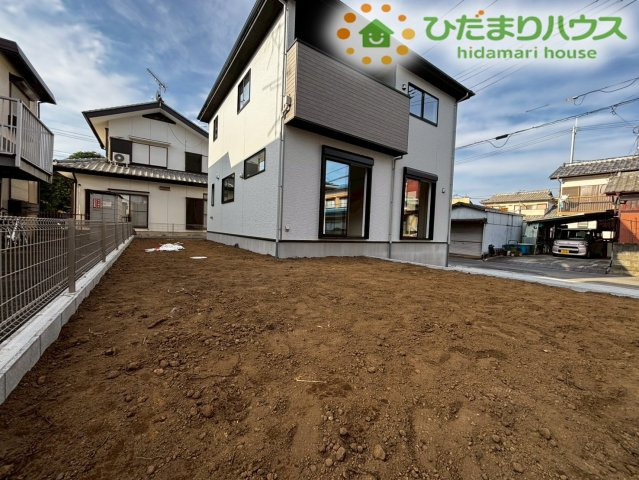 熊谷市別府　7期　新築一戸建て　ずっとプラス　01の庭|日当たりの良い広い庭。友人や親せきが集まってＢＢＱをしたり、ペットと遊んだり。
一戸建てならではの楽しさが広がります(*^-^*)					