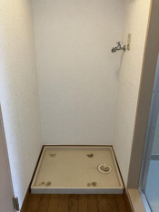 室内洗濯機置き場です♪