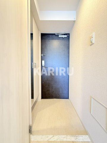 エスリード難波AGREAの駐車場