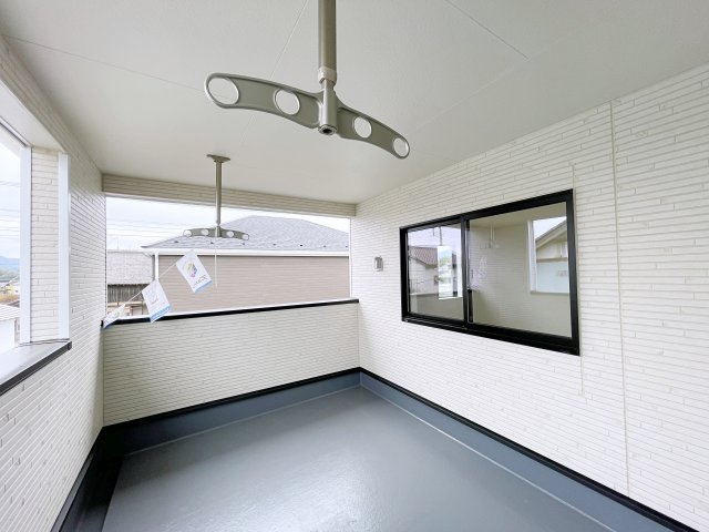 新築戸建・新築建売　神川町新里第4　Cradle Garden　全2棟のバルコニー