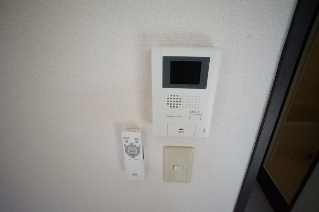 リアルジョイ薬円台六番館のセキュリティ|急な来客でもインターホンで安心ですね