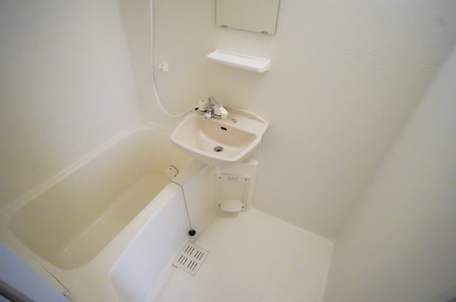 リアルジョイ薬円台六番館の浴室|ゆったりお風呂は疲れも癒されますね