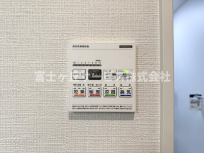 【冷暖房・空調設備】 | 静岡市清水区三保 新築一戸建て 1号棟 | 浴室乾燥暖房機がついています