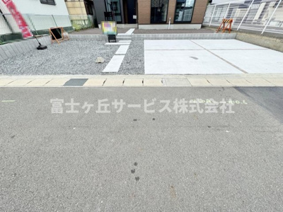 【駐車場】 | 静岡市清水区三保 新築一戸建て 1号棟 | 駐車場です