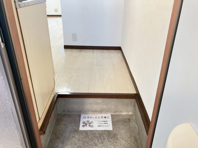 いずみハイツ石原Ⅱの玄関