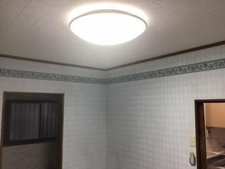 加納８丁目貸家の居間・リビング|洋室