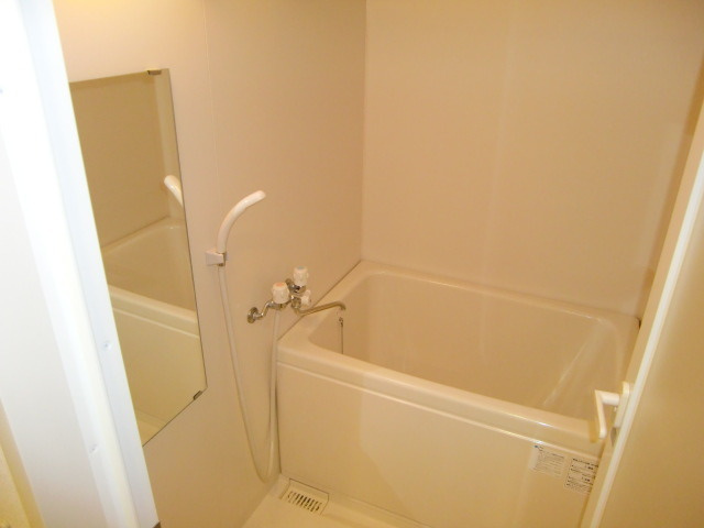 サンコーセントレアーバンの浴室