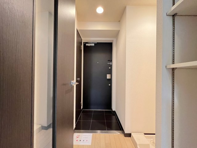 エステムコート心斎橋EASTIIラヴァンツァの玄関