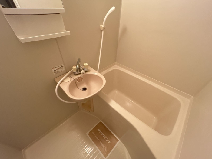 クレール竹原の浴室