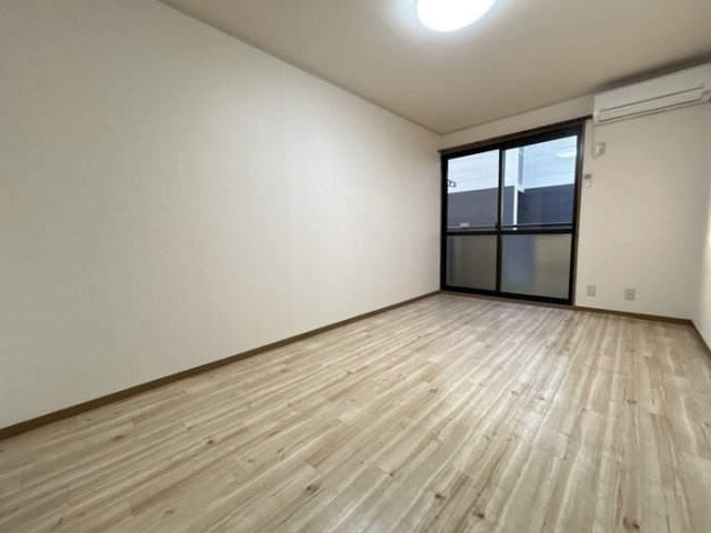 クレール竹原の内装