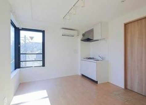 エクサム初台の居間・リビング