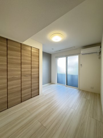 D-room旗塚通の寝室