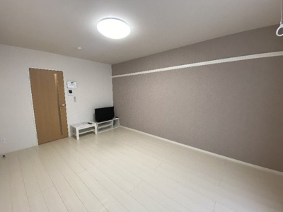 【居間・リビング】 | クレイノＩＲＩＥⅡ | お部屋です。