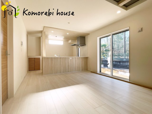 上尾市泉台2丁目　2期　新築一戸建て　01の居間・リビング|こちらのリビングで趣味の時間をお楽しみください