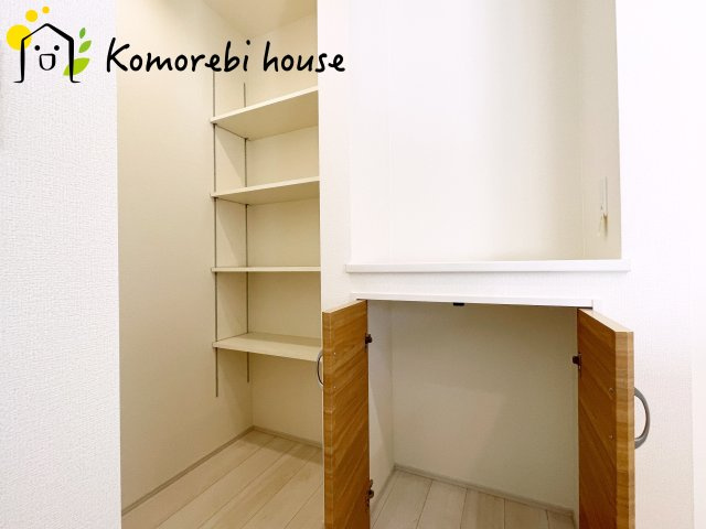 上尾市泉台2丁目　2期　新築一戸建て　01の収納|便利な収納スペースです
