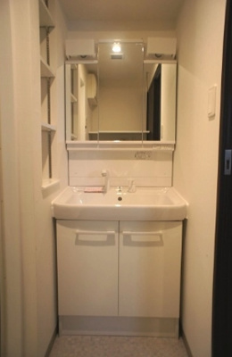 【独立洗面台】 | レヴォ | 嬉しい独立洗面台付き。