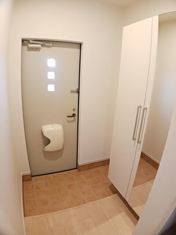 スマイル・アスカの玄関