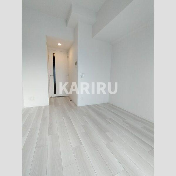 エスリード ザ・グラン大阪ノースの居間・リビング