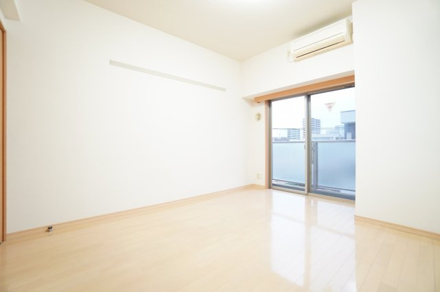 【洋室】 | 登戸N・Tステージ | ※同物件・同タイプの写真です。