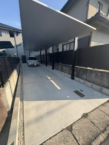 四郷町下古屋戸建の駐車場