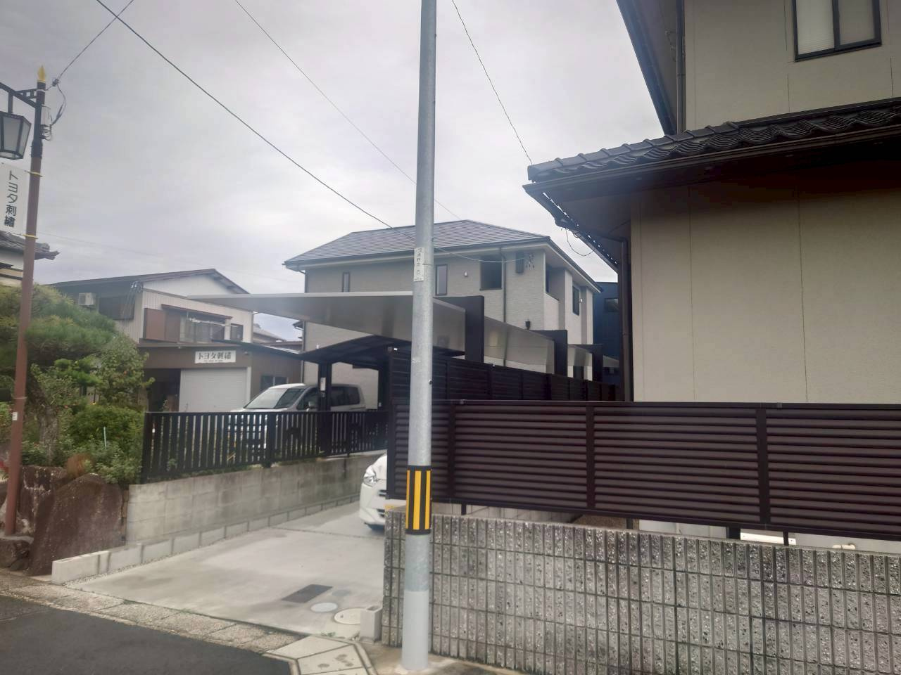 四郷町下古屋戸建の駐車場