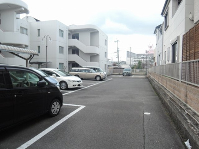 【駐車場】 | ルガーデニア