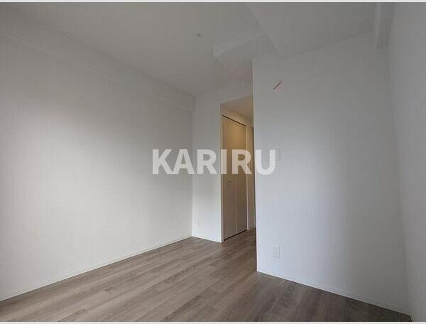 エスリード新大阪ザ・プレミアEASTの居間・リビング