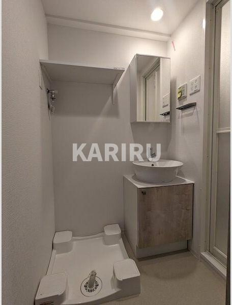 エスリード新大阪ザ・プレミアEASTの洗面所