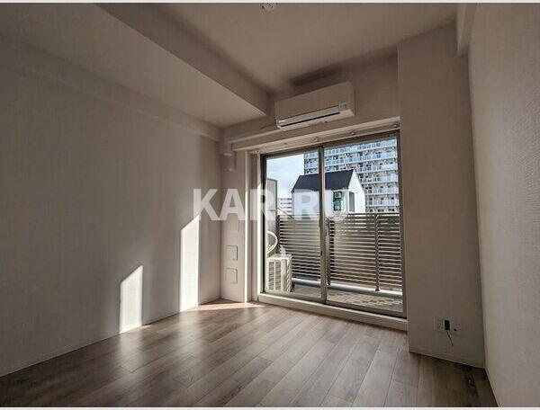 エスリード新大阪ザ・プレミアEASTの寝室