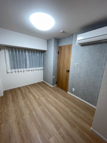 太洋マンションの洋室