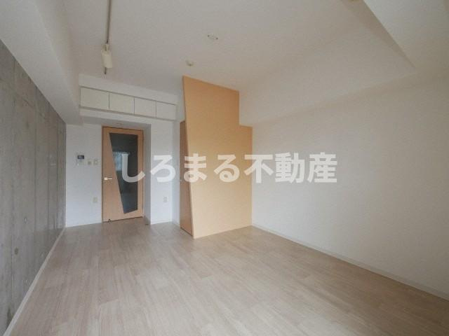 セレニテ日本橋ESTの居間・リビング