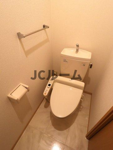 柏崎市三和町のアパートのトイレ