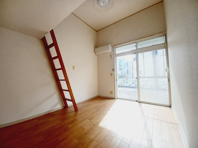 アルページュの洋室|コンパクトで使いやすい洋室です