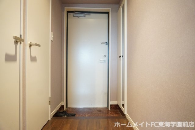 熊本市中央区水前寺４丁目の賃貸マンションの玄関