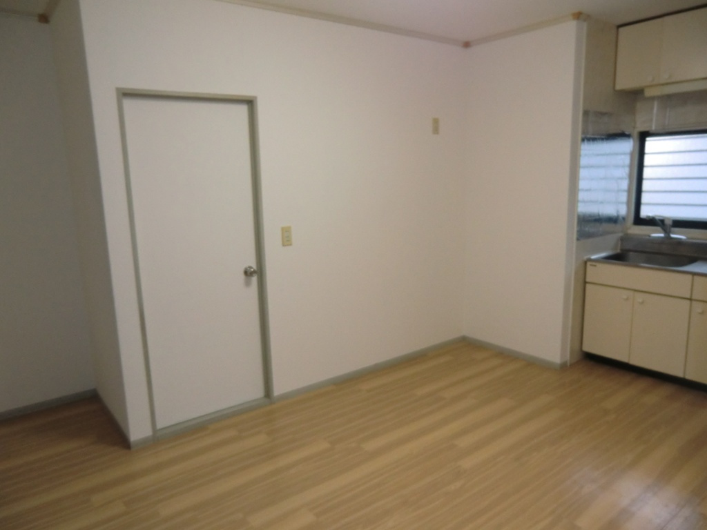 ボナールA棟の居間・リビング|ゆったり過ごせるリビングです