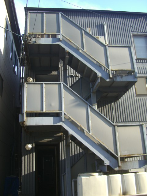 プチモコハウスのその他共用部分|階段
