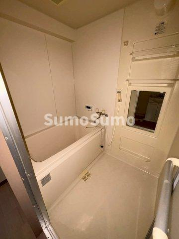 ルシエール垂水の浴室|落ち着いた空間のお風呂です