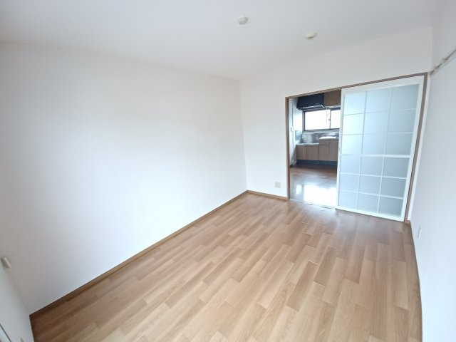 PISO  A棟の洋室|ゆったりした洋室です