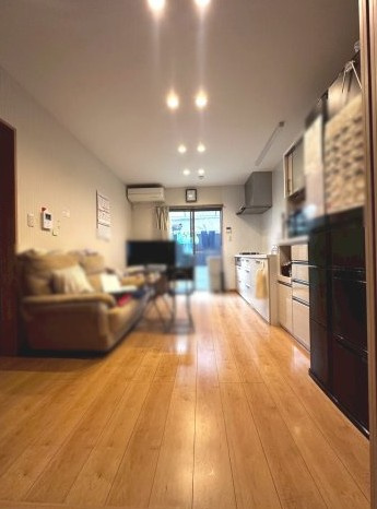 宇治市小倉町蓮池の居間・リビング