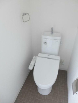 【トイレ】 | ドルチェドミール | 温水洗浄便座。