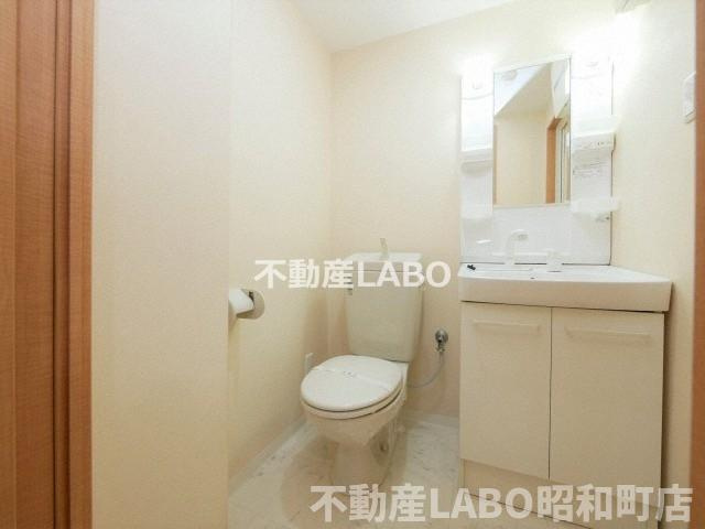 ヴィラナリー西九条のトイレ