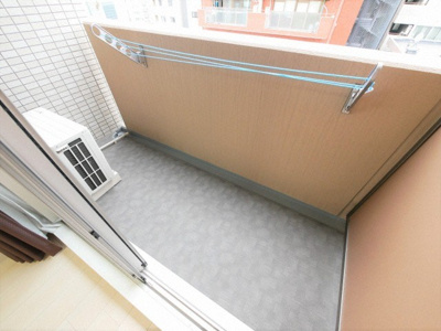 【バルコニー】 | プレサンス堺筋本町フィリア | 落ち着いた時間を過ごせるバルコニーです